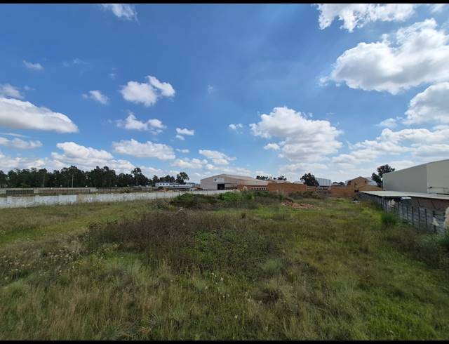 4,050M² VACANT LAND FOR SALE IN VAALPARK